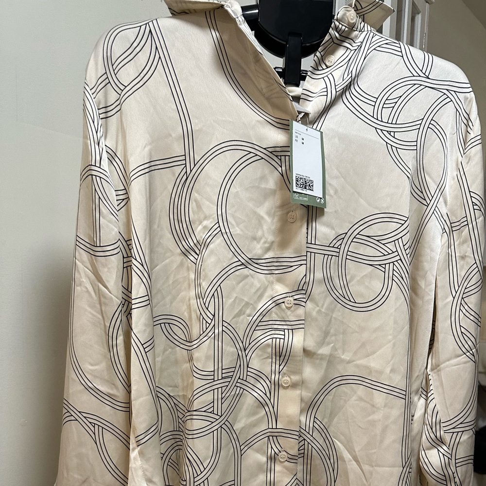 H & M Two-Piece Set, Cream With Black Abstract Pattern